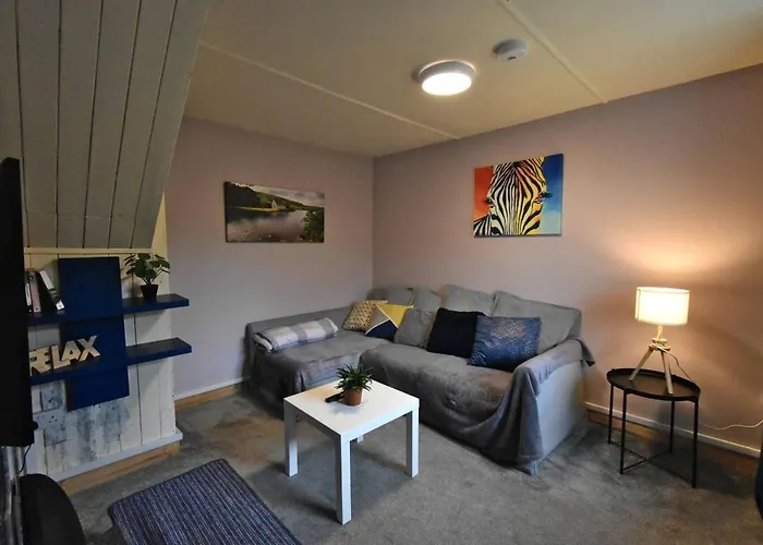 別荘 Peaceful コーク